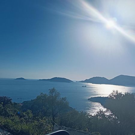 La Terrazza Di Ameglia Alta Daire Dış mekan fotoğraf